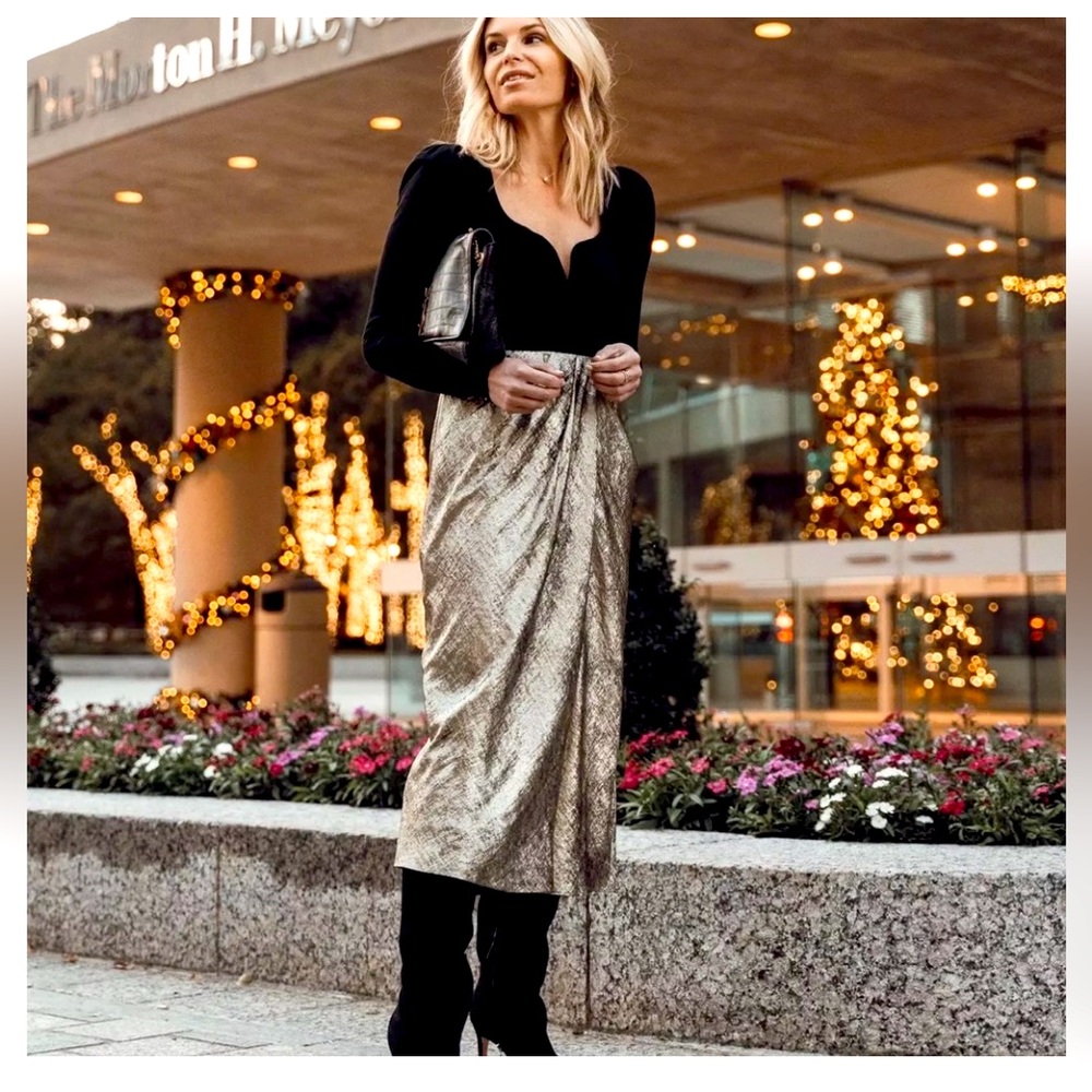 NWT BR Banana Republic Oro Twist Front Skirt